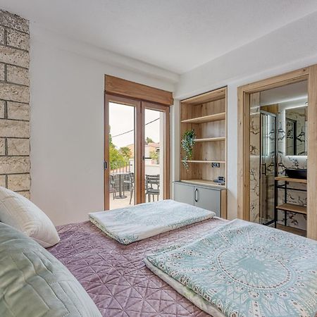 Vila Materada Poreč Exteriör bild